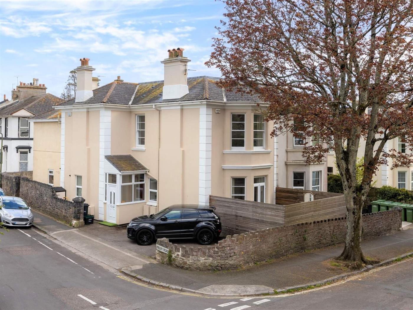 3 Bedroom Semi-Detached House to Rent: Priory Road, St. Marychurch, Torquay, TQ1 4NH