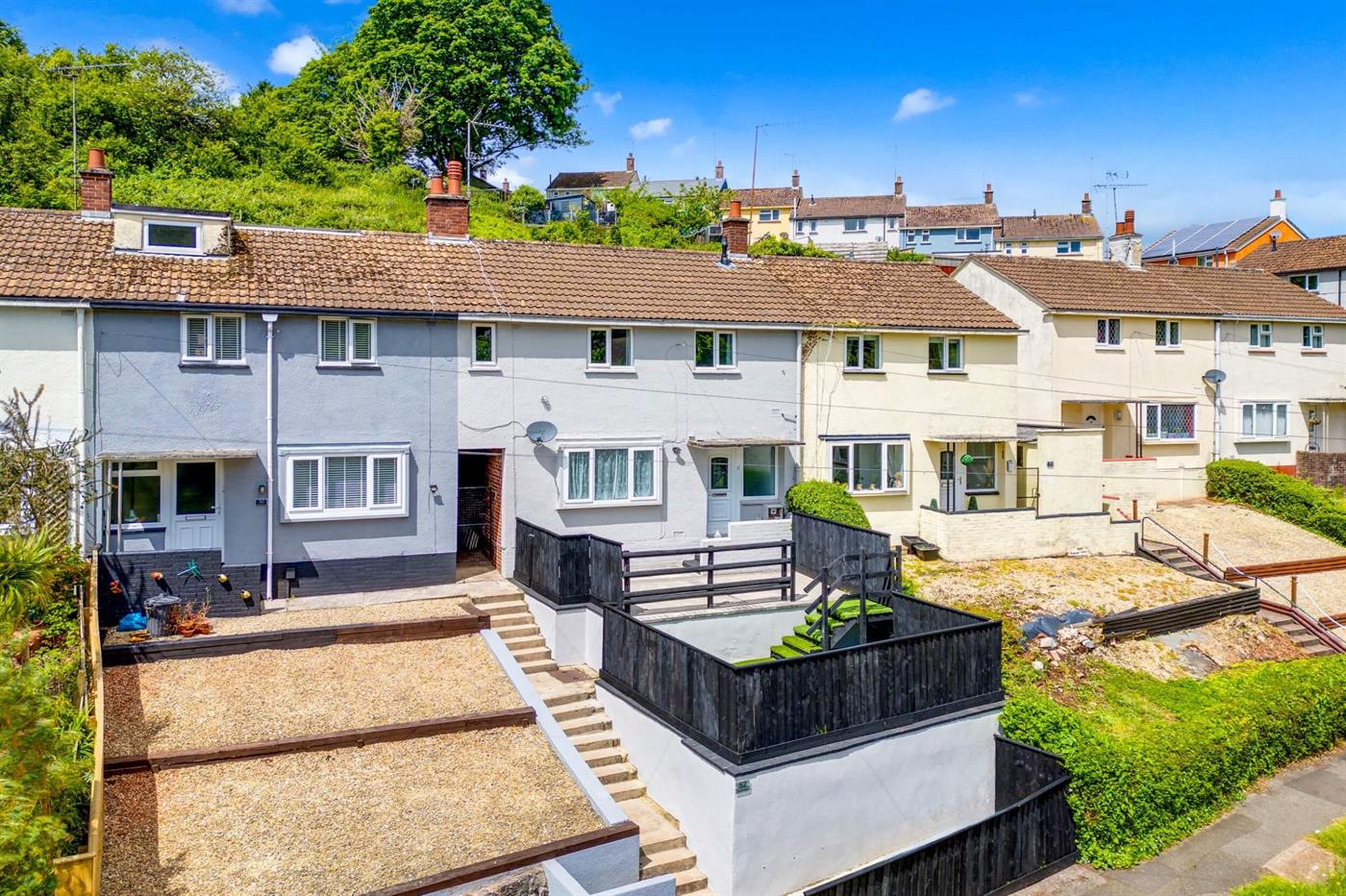 3 Bedroom Terraced House for Sale: Queensway, Chelston, Torquay, TQ2 6BP