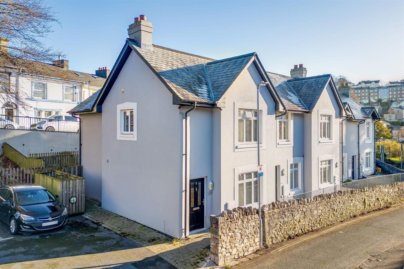 3 Bedroom End of Terrace House for Sale: Parkside Place, Ellacombe Road, Torquay, TQ1 3BT